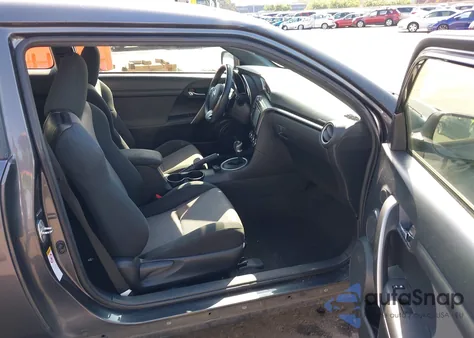 2016 Scion Tc z USA, uszkodzony, nr VIN JTKJF5C74GJ014067